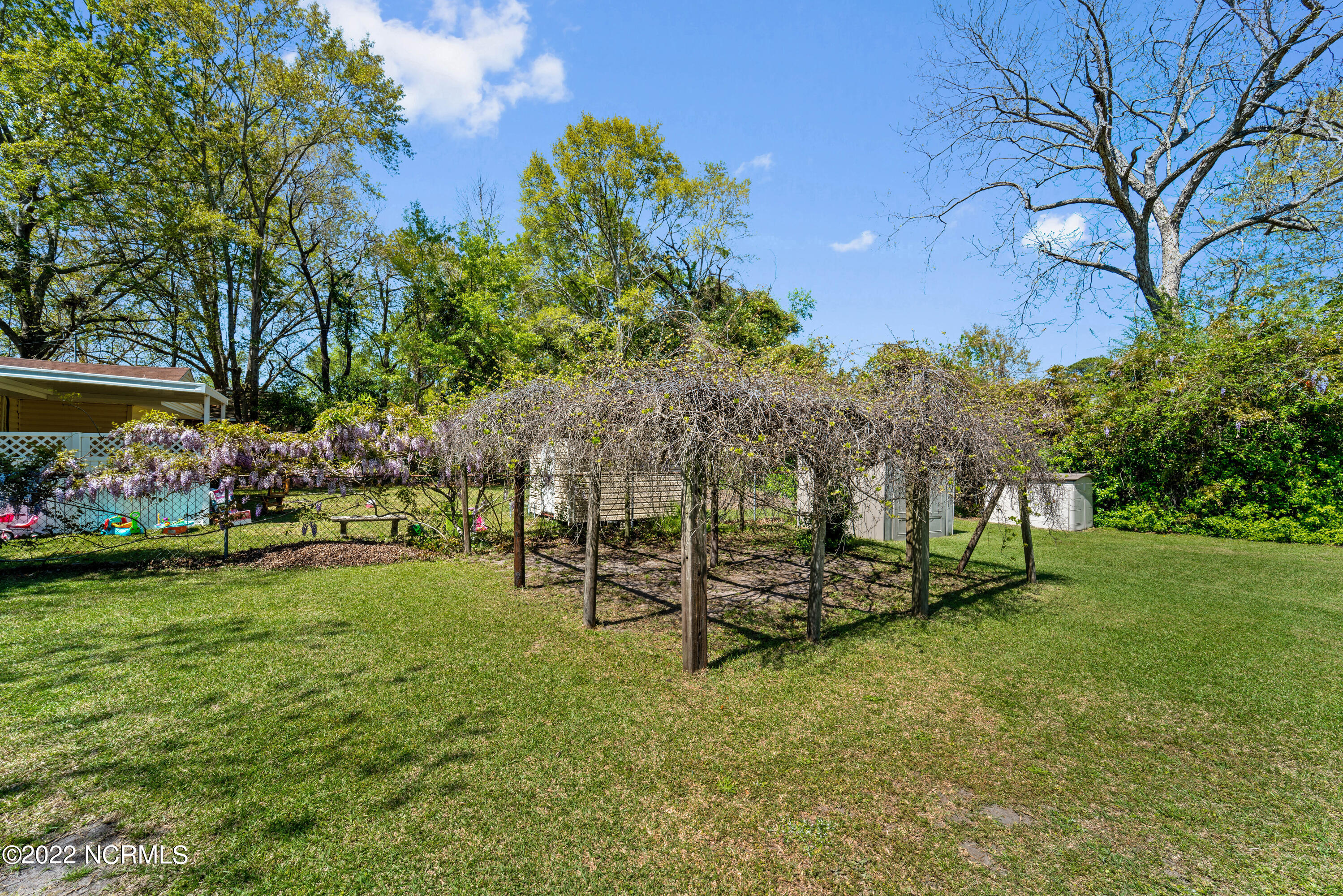 206 Roosevelt Road Jacksonville, NC 28540 - Photo 14 of 30 DSC05155