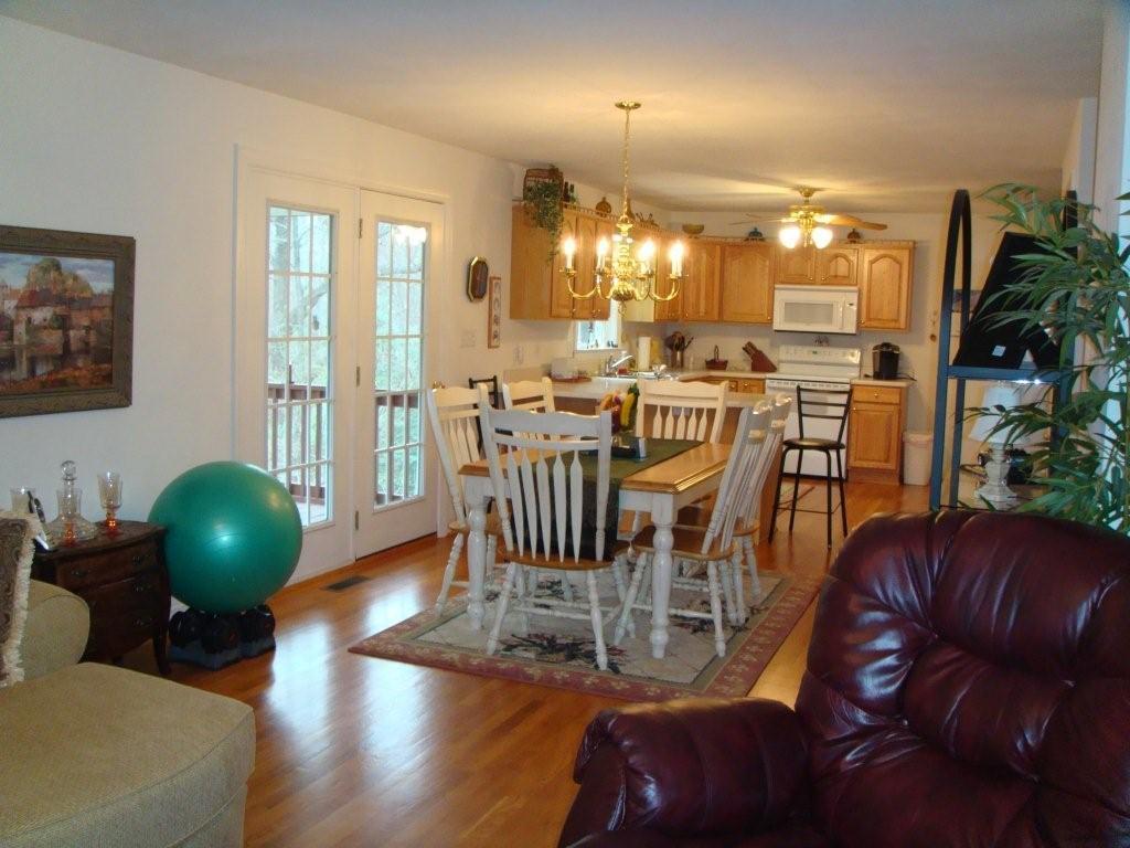 4801 Keagy Road Roanoke, VA 24018 - Photo 8 of 35 221