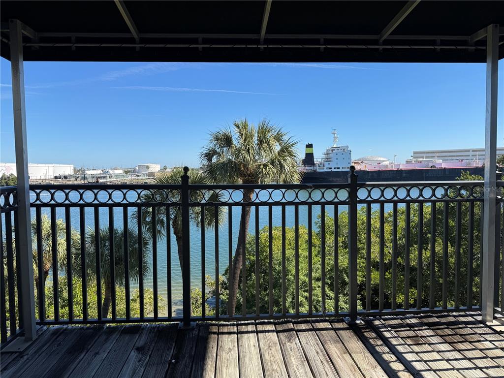 1420 Harbour Walk Road Tampa, FL 33602 - Photo 26 of 75