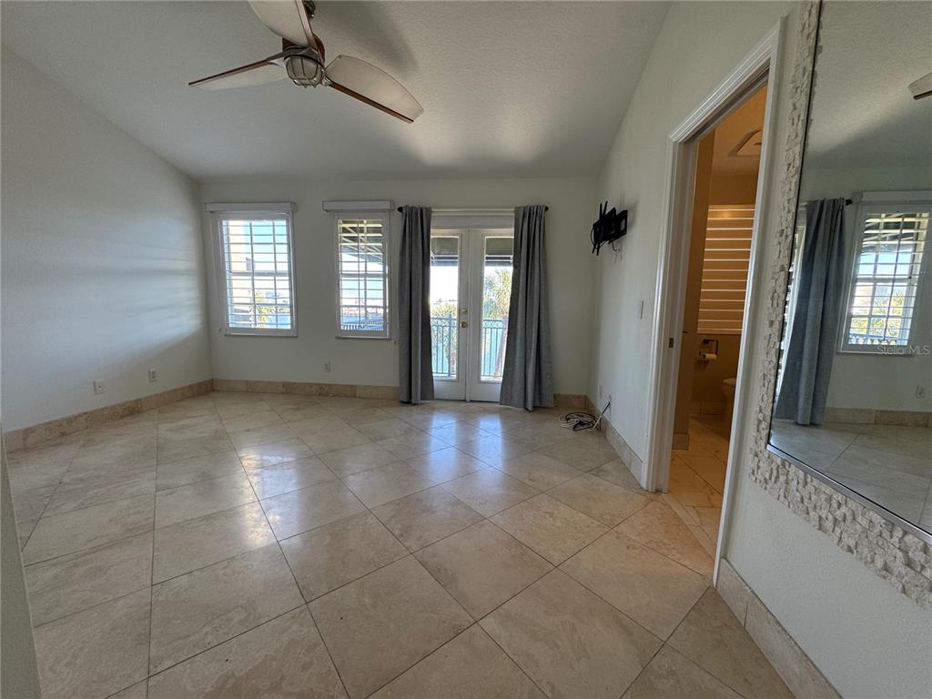 1420 Harbour Walk Road Tampa, FL 33602 - Photo 31 of 75