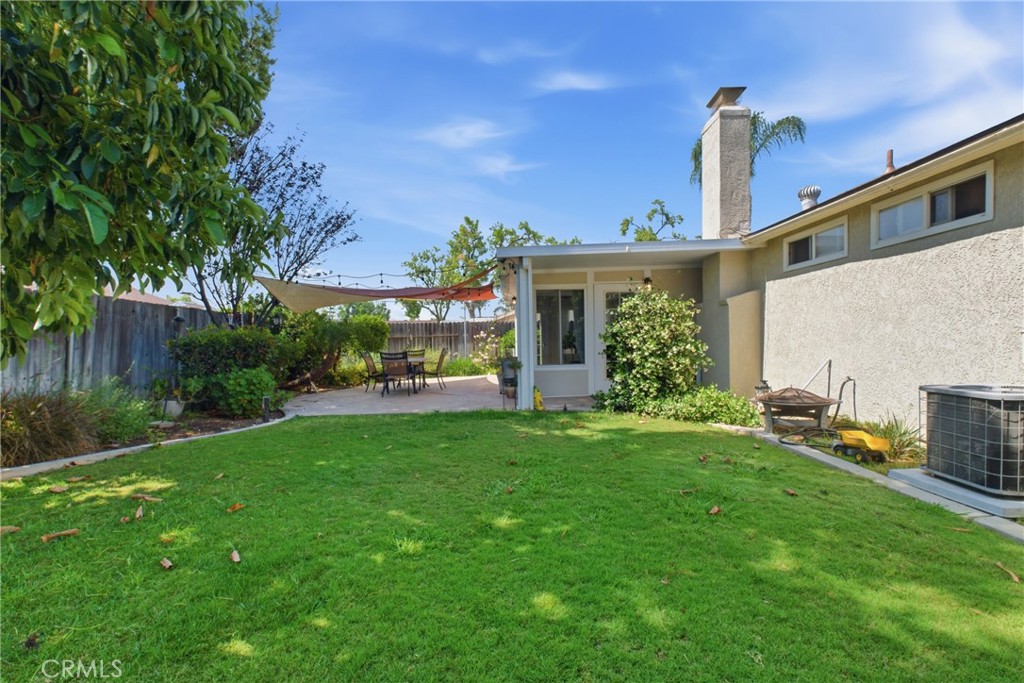 11156 Davenport Place Riverside, CA 92505 - Photo 21 of 24 Backyard