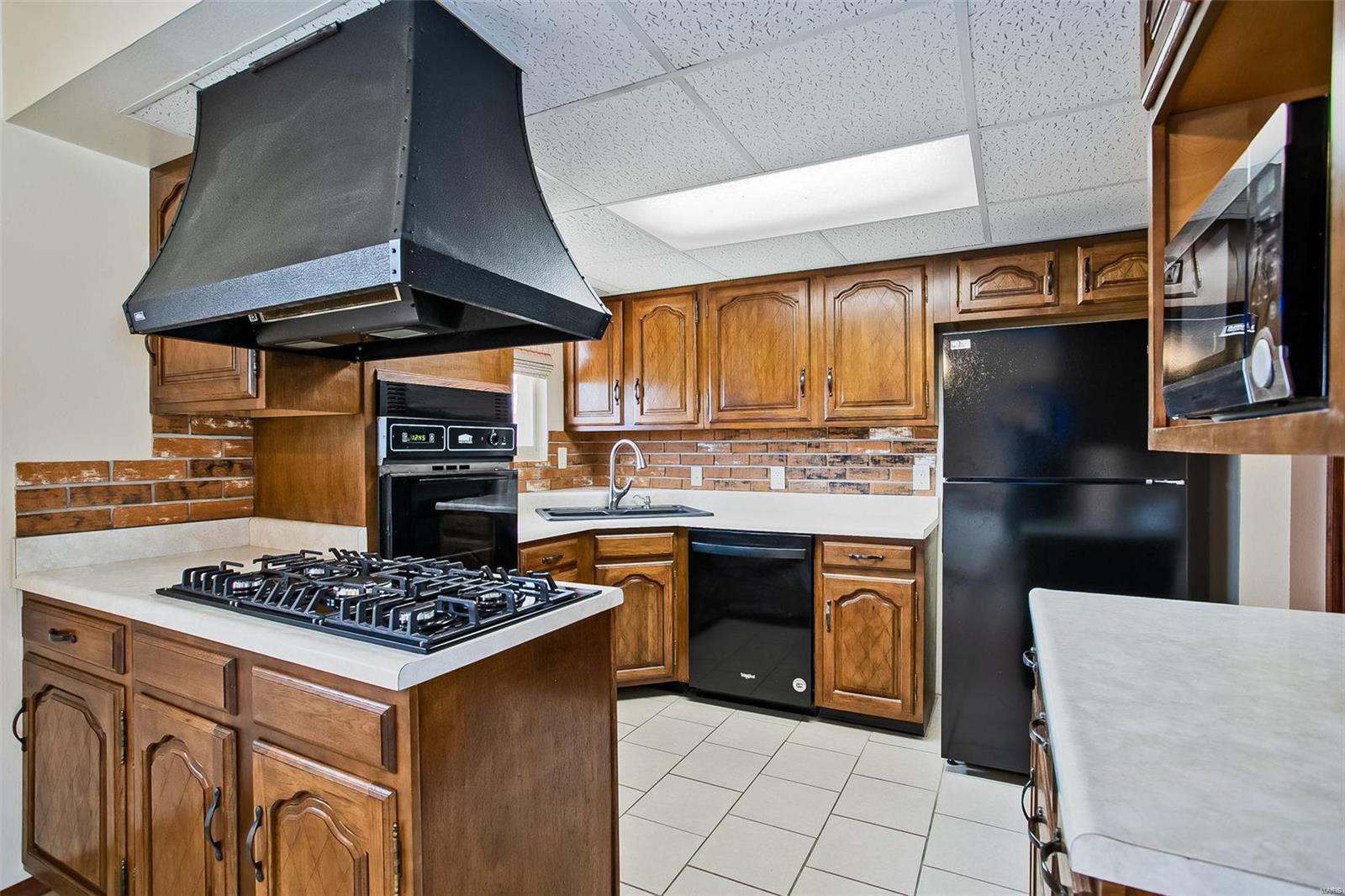 800 Rinzetta Drive St. Louis, MO 63129 - Photo 6 of 32 Gallery Image 6