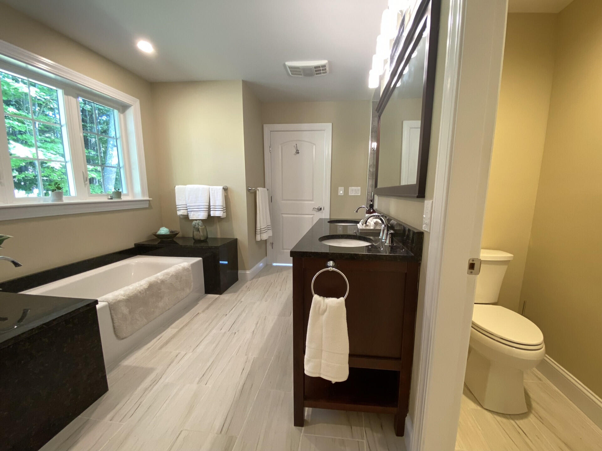 241 Alewive Road Kennebunk, ME 04043 - Photo 18 of 33 241AlewiveRd_16227_18