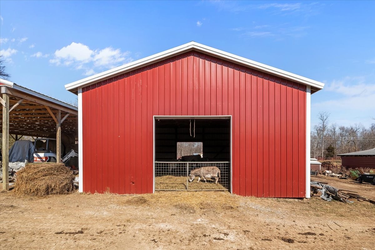 1429 Hunley Branch Road Charlotte, TN 37036 - Photo 26 of 51