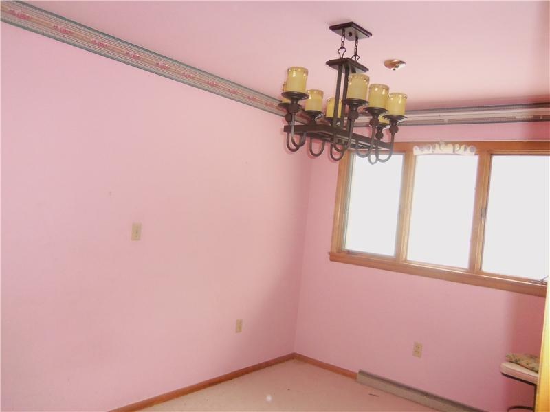 206 Oliver Butler, PA 16002 - Photo 5 of 14 Dining Room.