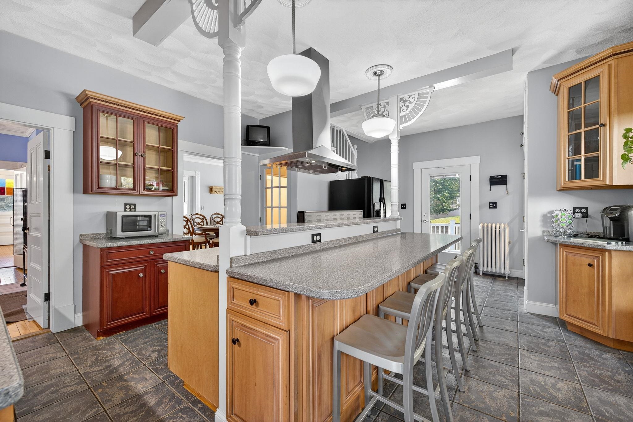 84 East Broadway Derry, NH 03038 - Photo 13 of 59