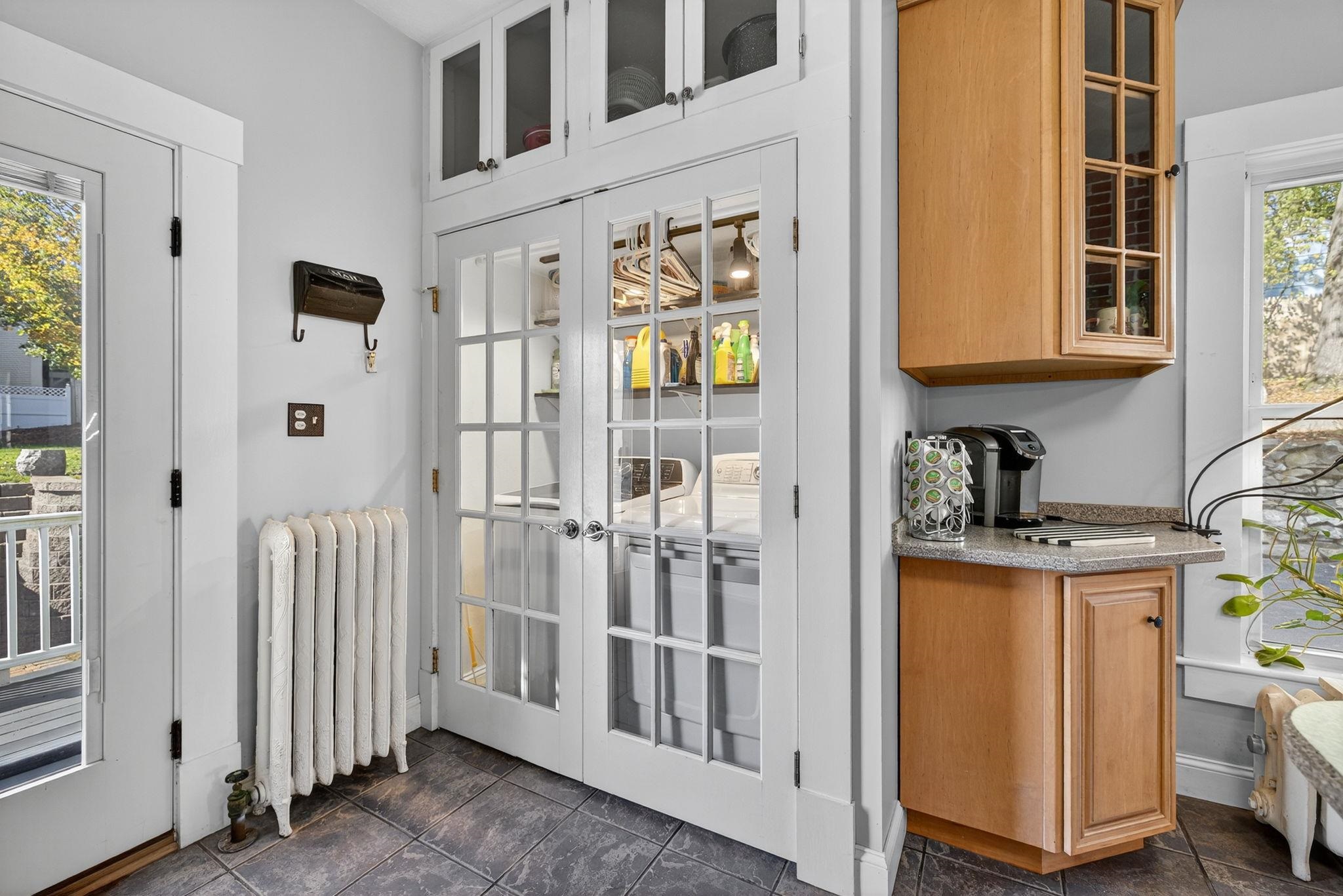 84 East Broadway Derry, NH 03038 - Photo 16 of 59