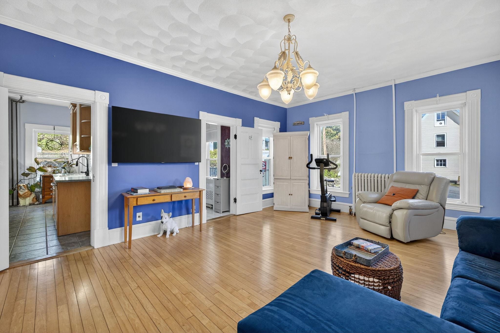 84 East Broadway Derry, NH 03038 - Photo 20 of 59