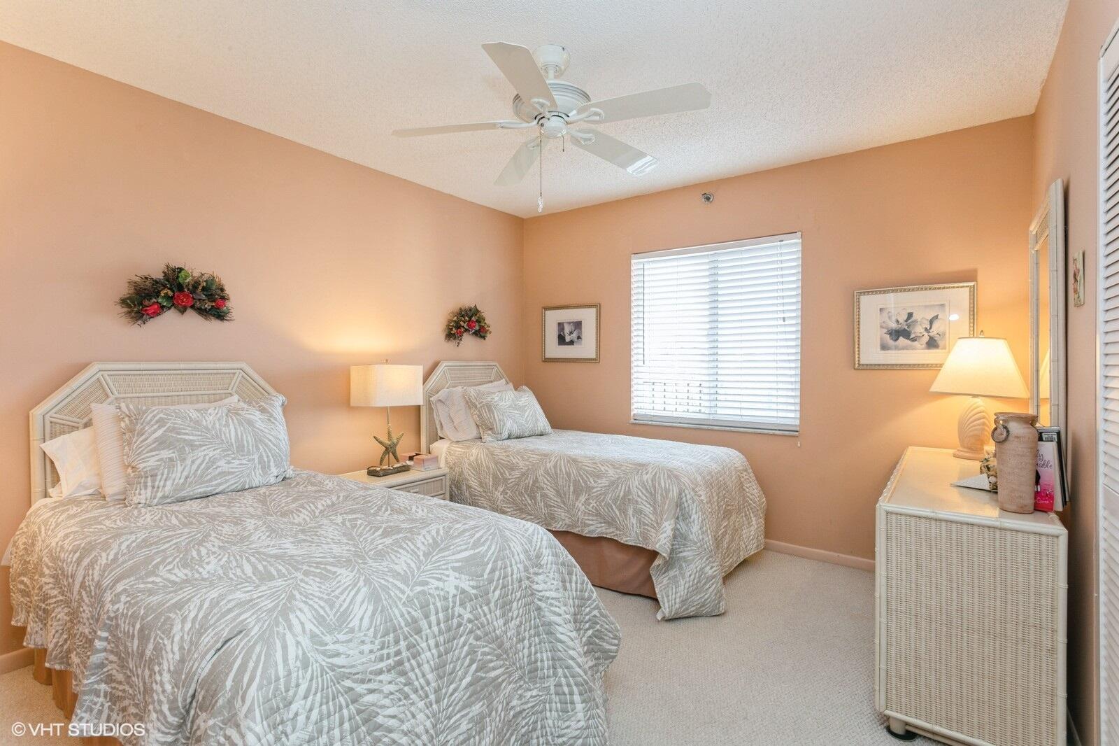275 Palm Avenue, Unit B403 Jupiter, FL 33477 - Photo 6 of 18 Guest Bedroom