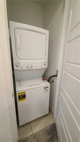 $1,800 | 5730 Sky Pointe Drive, Unit 187, Las Vegas, NV 89130