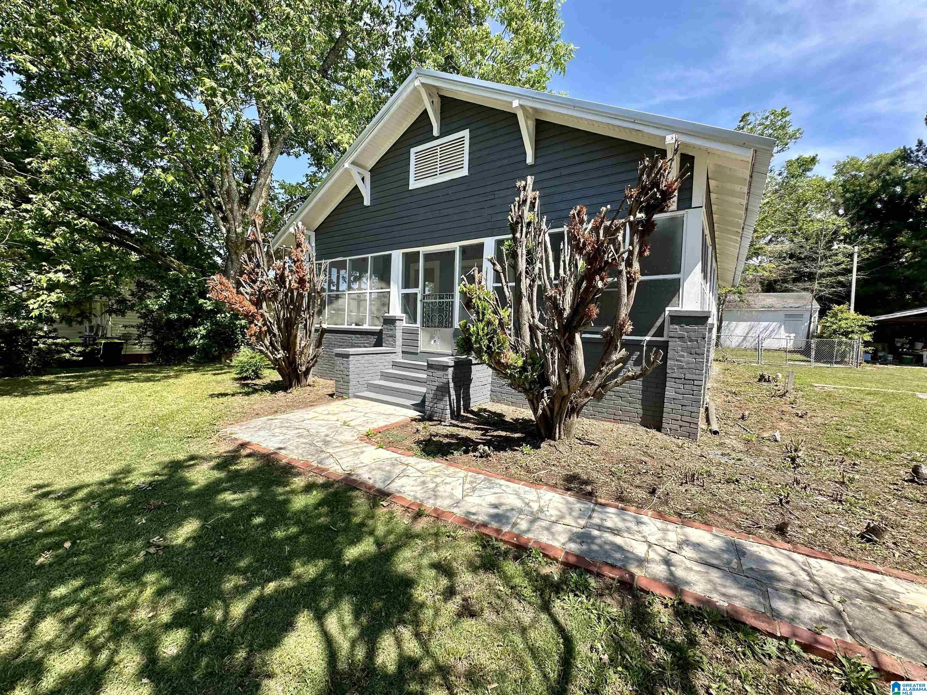1406 Quarry Road Sylacauga, AL 35151 - Photo 3 of 26