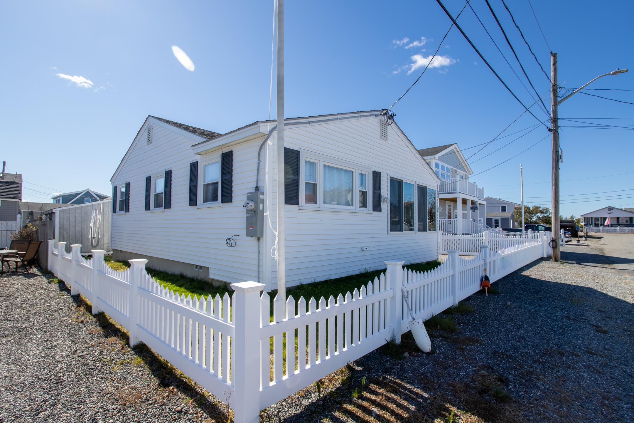 23 Diane Lane Hampton, NH 03842 - Photo 6 of 35