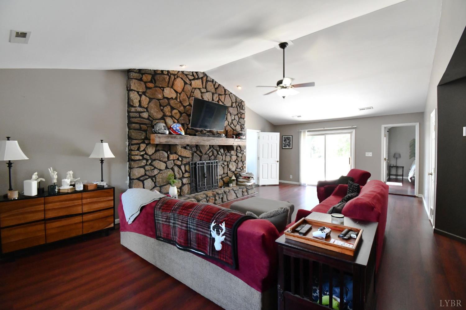 1217 Wood Road Lynchburg, VA 24502 - Photo 7 of 44