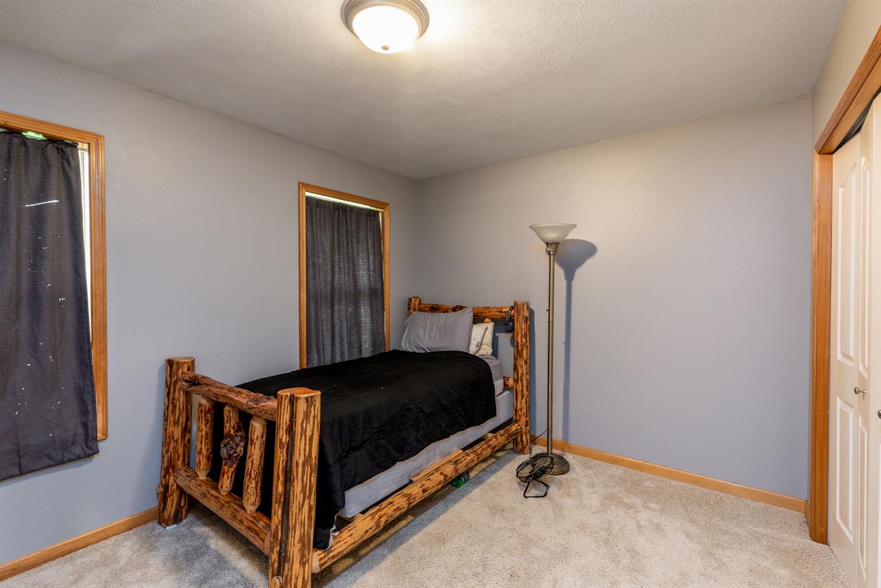 34108 North Findley Road Chattaroy, WA 99003 - Photo 10 of 20