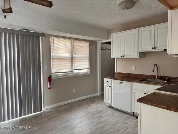 $2,695 | 24 Anchor Road, Barnegat, NJ 08005