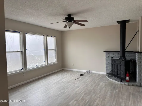$2,695 | 24 Anchor Road, Barnegat, NJ 08005