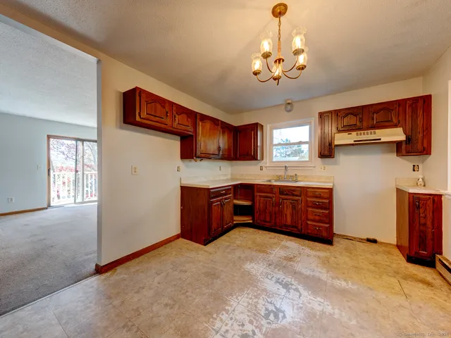 $349,900 | 84 Wilmot Street, Torrington, CT 06790