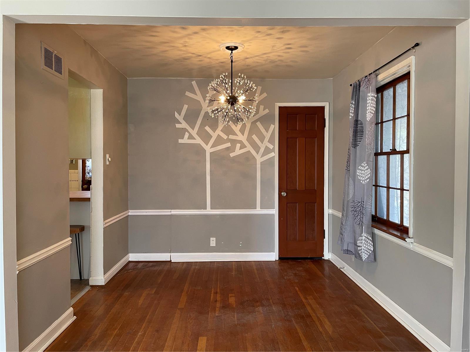 1133 Chambers Road St. Louis, MO 63137 - Photo 10 of 19