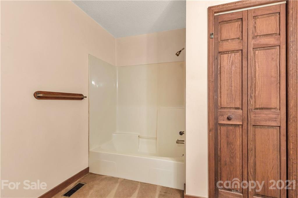 5738 Corbett Road Fort Lawn, SC 29714 - Photo 22 of 24 Gallery Image 22