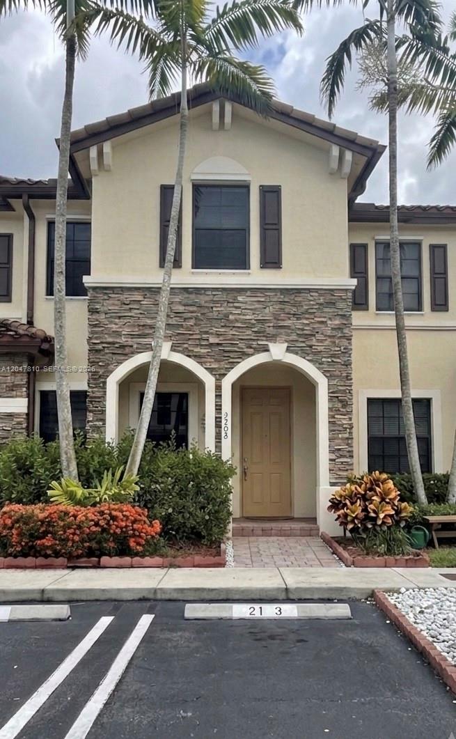 3208 Southeast 7th Street Homestead, FL 33033 - Photo 2 of 31