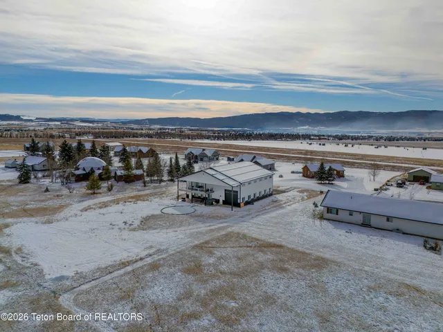$1,250,000 | 241 Cedar Creek Drive, Star Valley Ranch, WY 83127