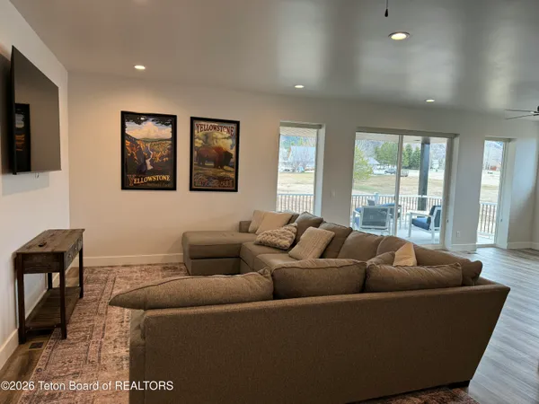 $1,250,000 | 241 Cedar Creek Drive, Star Valley Ranch, WY 83127