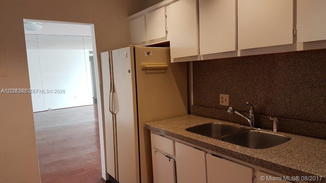 150 Southeast 25th Road, Unit 15F Miami, FL 33129 - Photo 6 of 27
