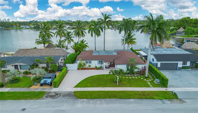 $1,100,000 | 17931 Northwest 85th Avenue, Hialeah, FL 33015