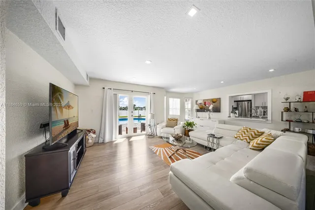 $1,100,000 | 17931 Northwest 85th Avenue, Hialeah, FL 33015