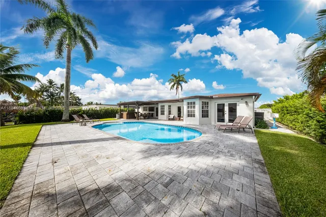 $1,100,000 | 17931 Northwest 85th Avenue, Hialeah, FL 33015