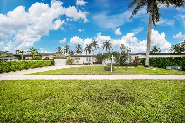 $1,100,000 | 17931 Northwest 85th Avenue, Hialeah, FL 33015