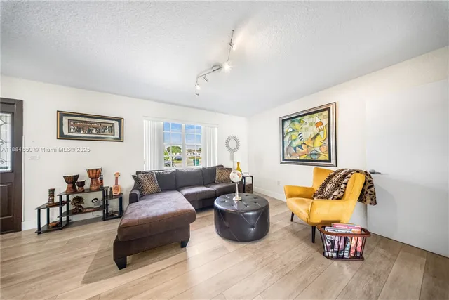 $1,100,000 | 17931 Northwest 85th Avenue, Hialeah, FL 33015