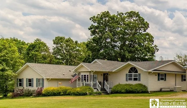 $549,000 | 127 Highway 39, Hanover, NY 14138