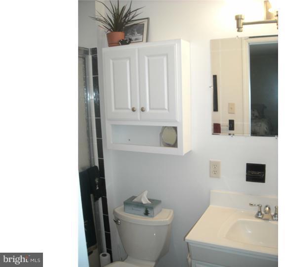 13 Edgemont Road Newark, DE 19711 - Photo 18 of 25 Bathroom