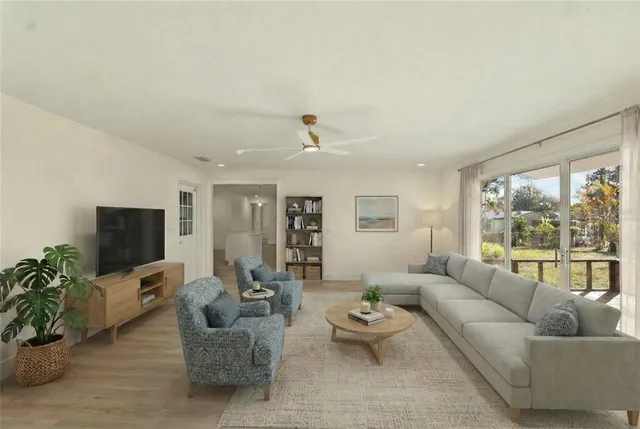 $379,915 | 4915 Whiteoak Drive East, Lakeland, FL 33813