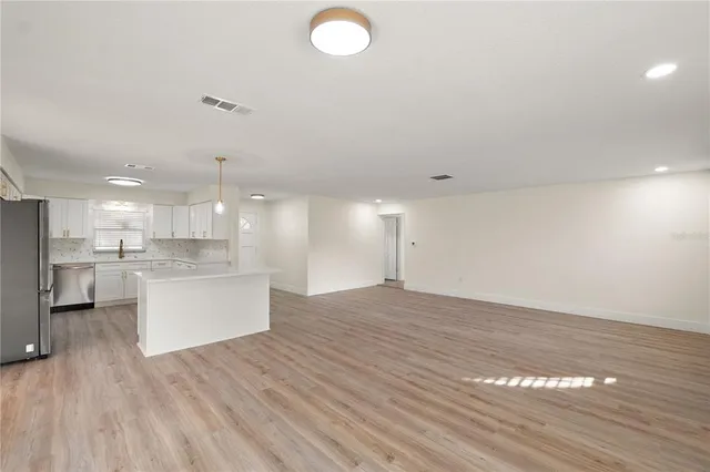 $379,915 | 4915 Whiteoak Drive East, Lakeland, FL 33813