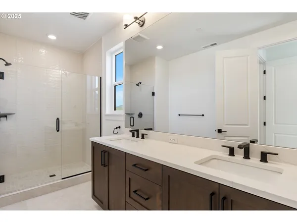 $599,000 | 6483 Northwest Olympic Lane, Unit L28, Camas, WA 98607