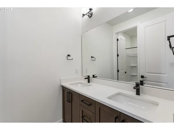 $599,000 | 6483 Northwest Olympic Lane, Unit L28, Camas, WA 98607