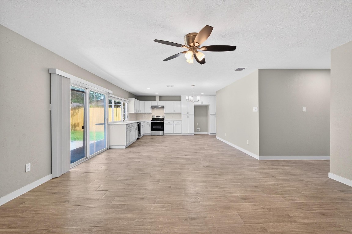 18007 Navajo Trail Drive Spring, TX 77388 - Photo 8 of 22