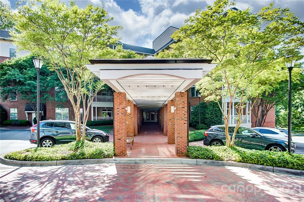 1301 Queens Road, Unit 504 Charlotte, NC 28207 - Photo 7 of 31