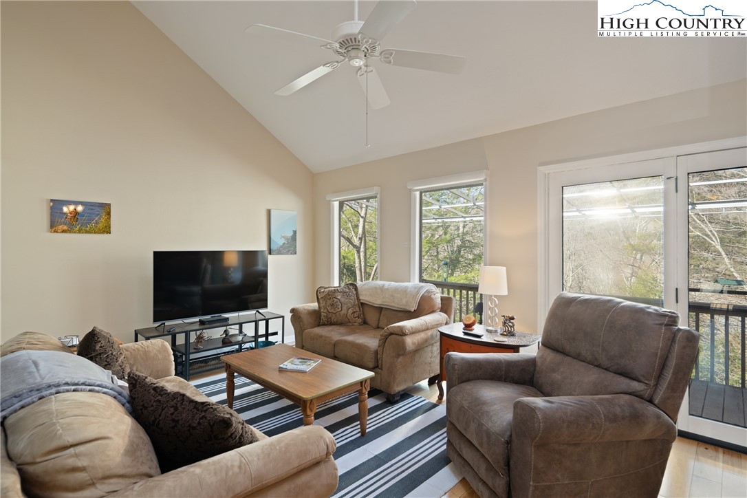 218 The Overlook Road, Unit 4 Banner Elk, NC 28604 - Photo 7 of 25 Gallery Image 7