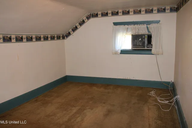 $309,900 | 245 East College Avenue, Holly Springs, MS 38635