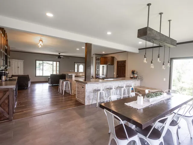 $684,900 | 16874 Pond View Lane, Mineral Point, WI 53565