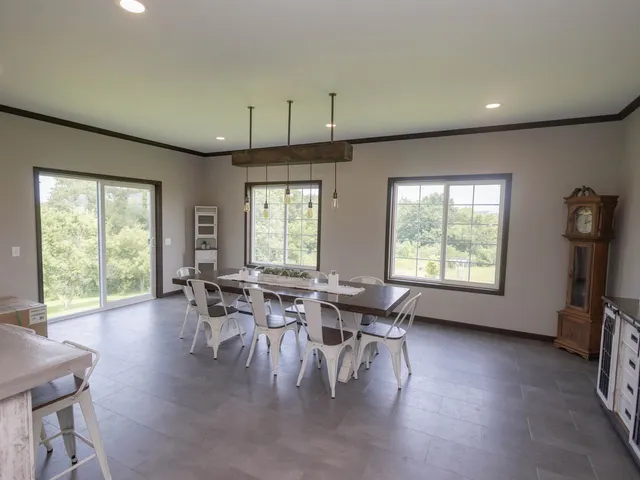 $684,900 | 16874 Pond View Lane, Mineral Point, WI 53565