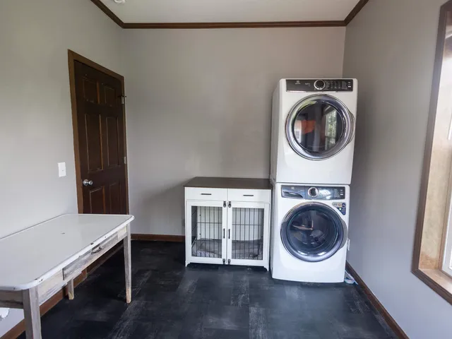 $684,900 | 16874 Pond View Lane, Mineral Point, WI 53565