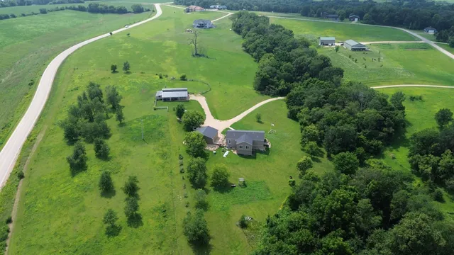 $684,900 | 16874 Pond View Lane, Mineral Point, WI 53565