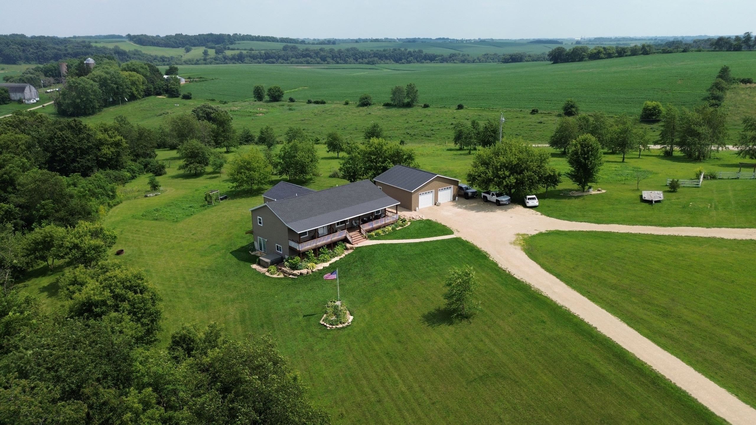 16874 Pond View Lane Mineral Point, WI 53565 - Photo 6 of 74