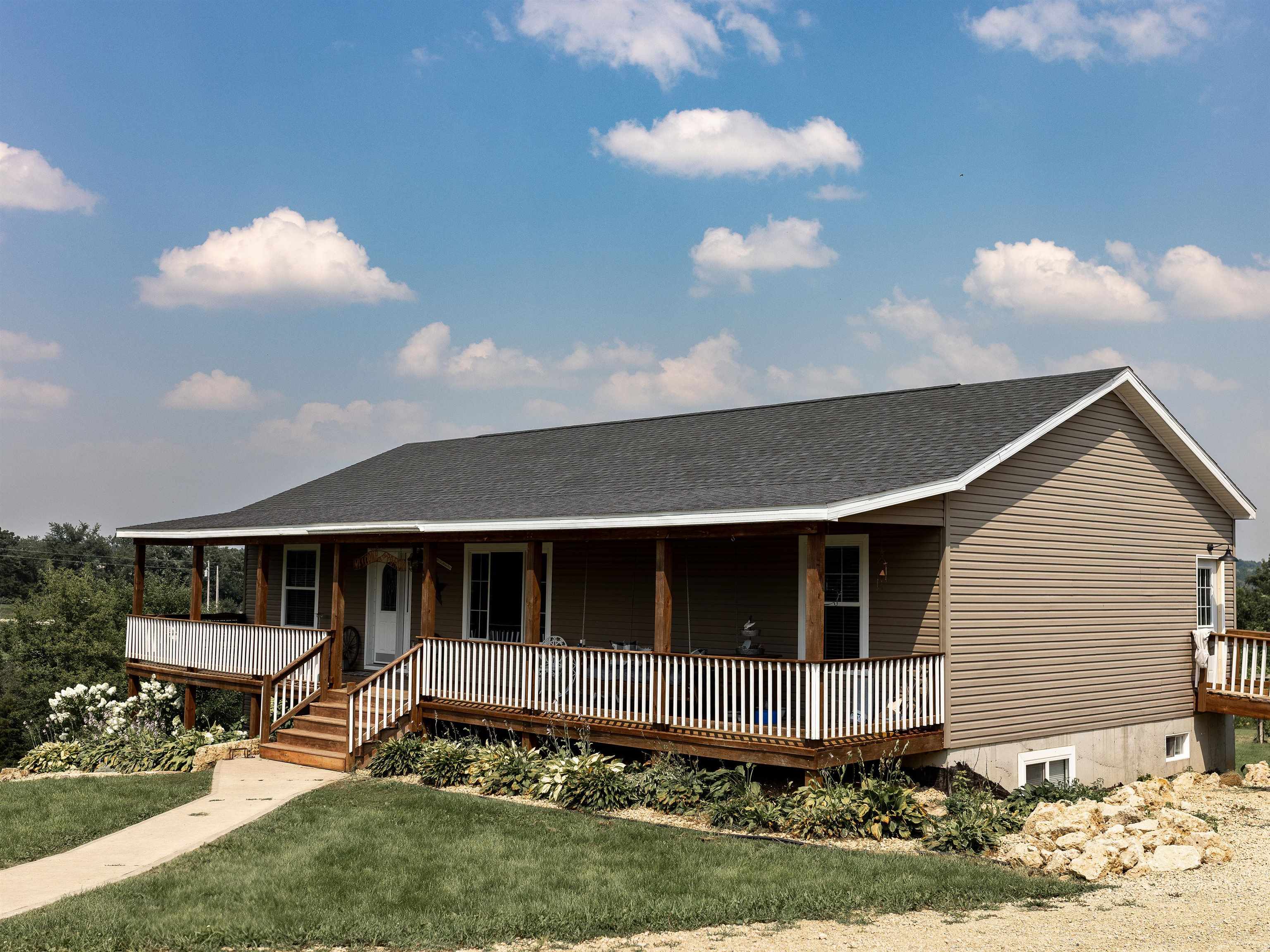 16874 Pond View Lane Mineral Point, WI 53565 - Photo 7 of 74