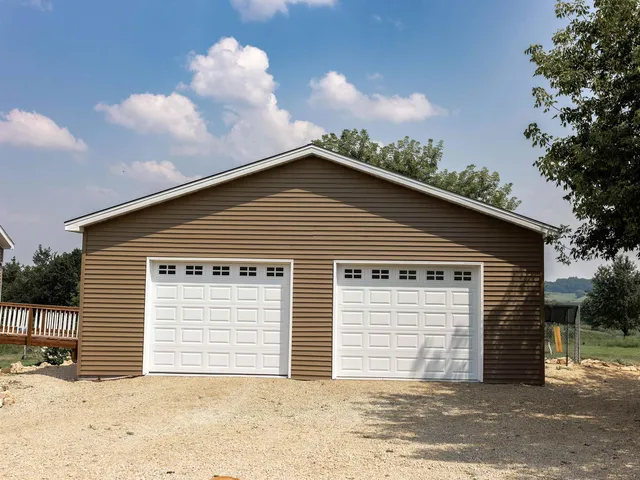 $684,900 | 16874 Pond View Lane, Mineral Point, WI 53565