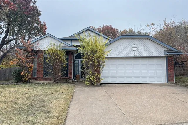 $219,900 | 900 Tennessee Trail, Arlington, TX 76017